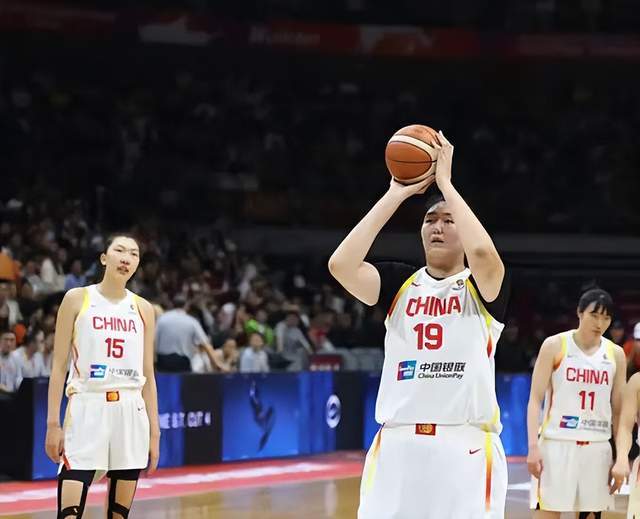 奇异果体育下载-8分钟11分5板！2.26米小姚明持续爆发 只有老帅能用好她？